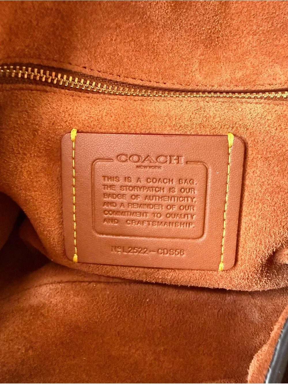 Coach Chelsea Shoulder Bag 30 - Picture 5 of 7